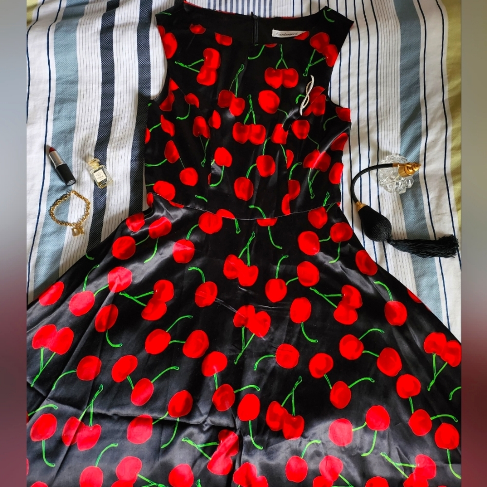 Retro cherrycore coquette 50s rockabilly cherry print circle skirt dress